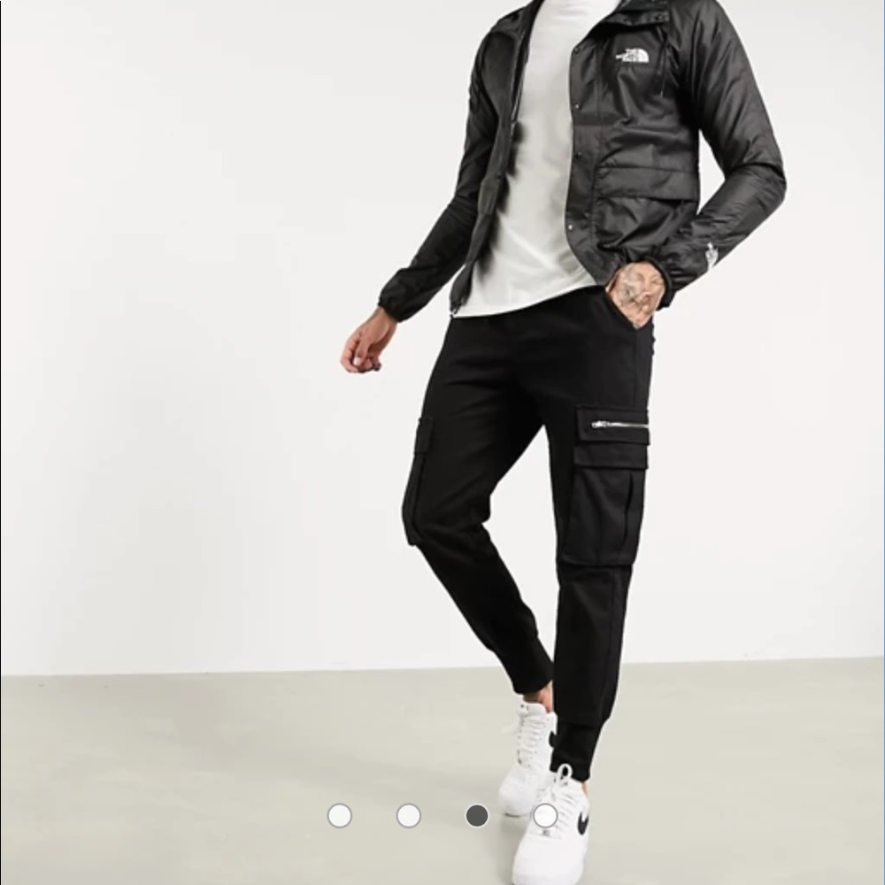 Brand new North Face “ jacket “ - Picture 5 of 15